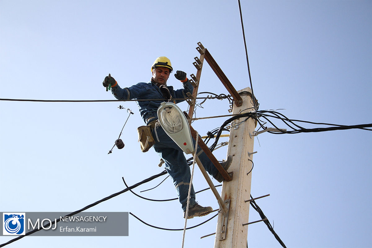 پروژه رفع ضعف ولتاژ برق منطقه بهاران سنندج