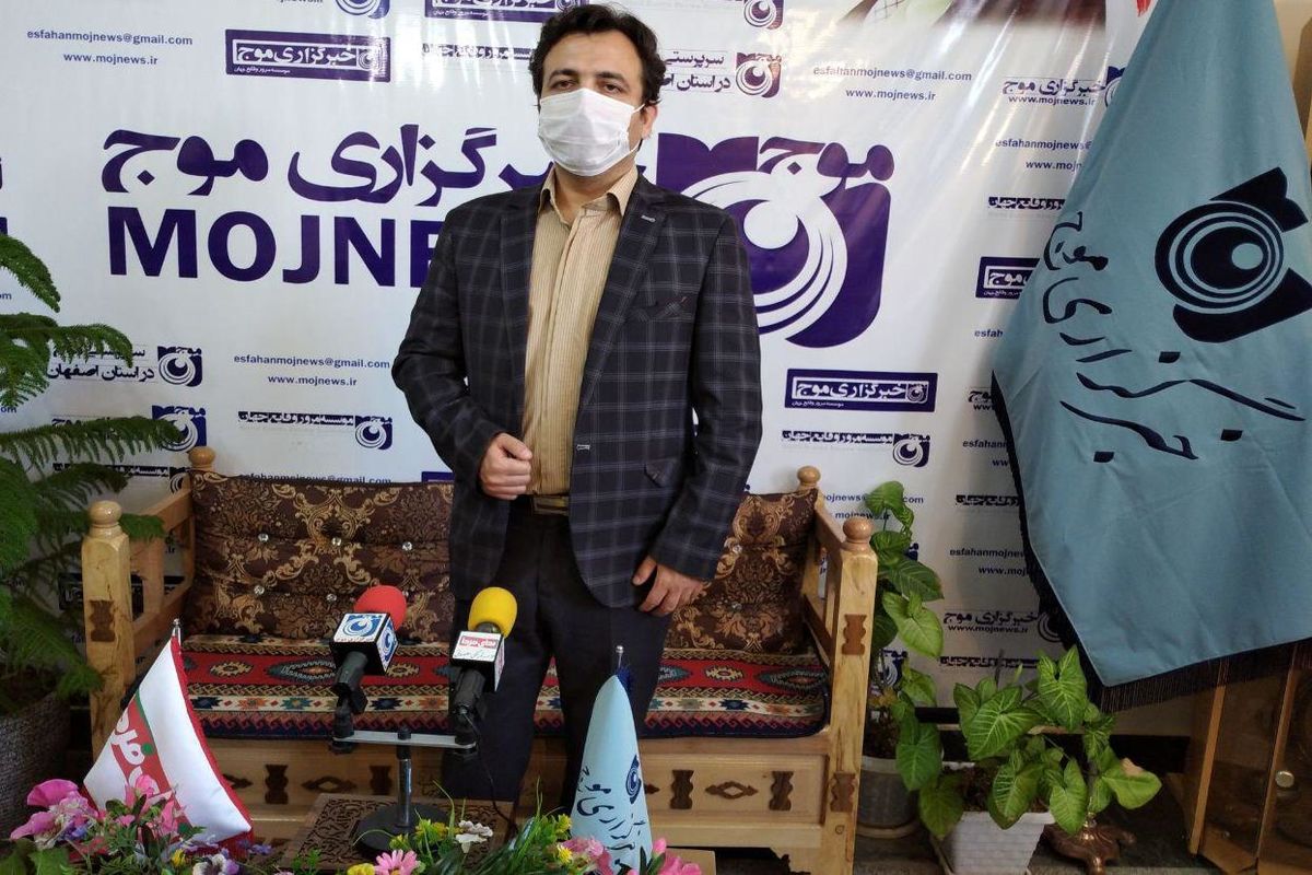 ناصر مشایخی.