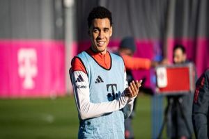 موسیالا بعداز ماه‌ها غیبت به ترکیب بایرن  بازگشت