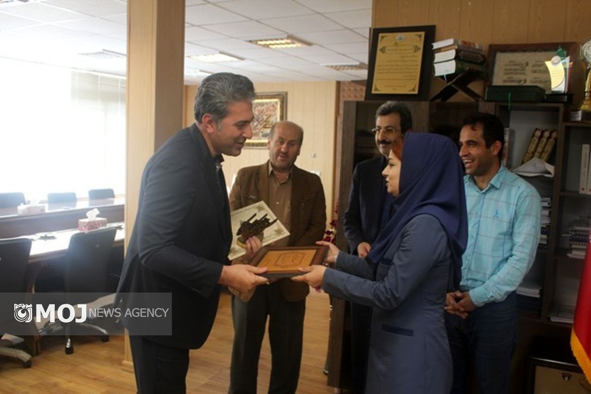 تجلیل از روابط عمومی آبفا کردستان