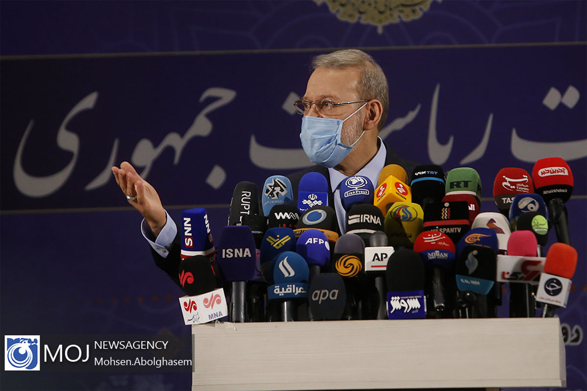 ثبت نام علی لاریجانی در انتخابات ریاست جمهوری ۱۴۰۰