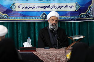 دشمن با تغییر سبک زندگی زنان به‌دنبال جنگ نرم است