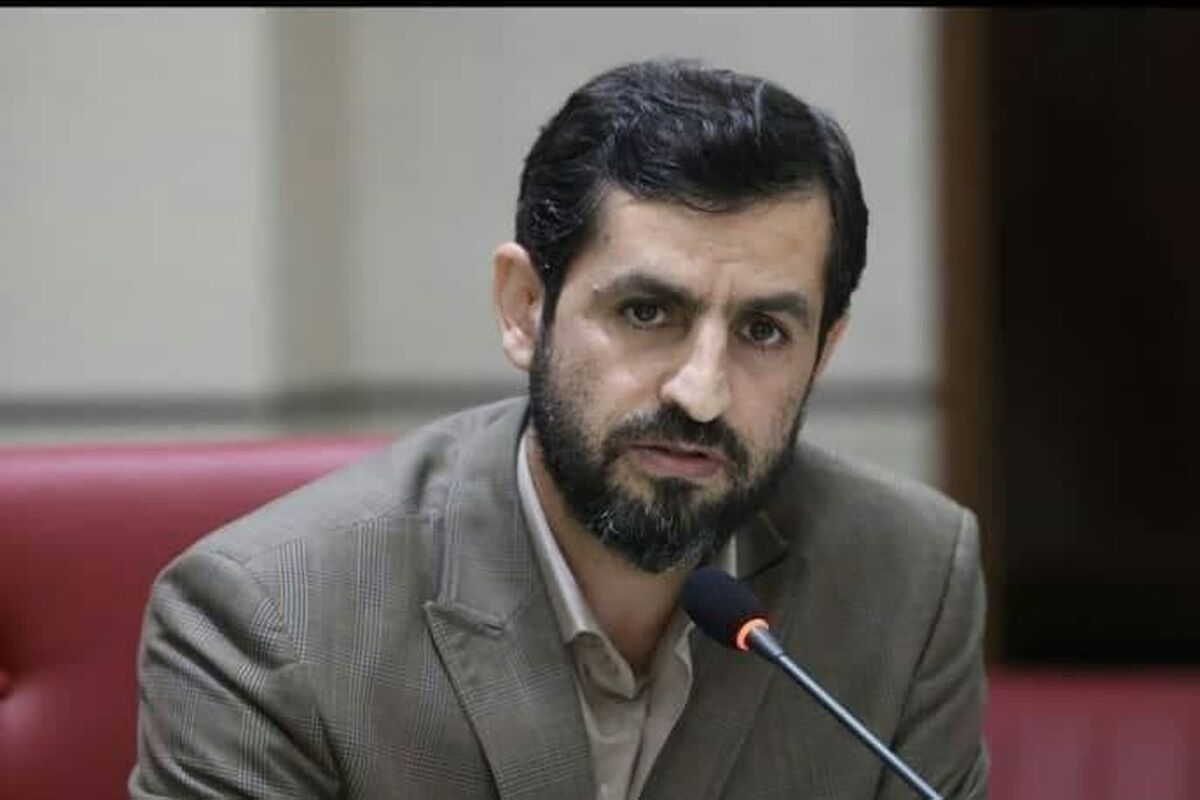 فرماندار تاکستان