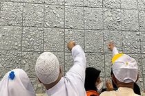 حجاج شیطان را سنگباران کردند