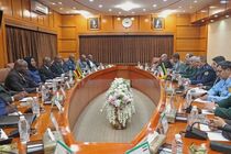 وزیر دفاع جمهوری زیمباوه با وزیر دفاع در تهران دیدار کرد