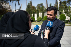 تمام قوا برای کاهش فشار اقتصادی بسیج شوند