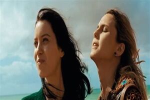 دانلود زیرنویس فیلم Artificial Paradises 2012 