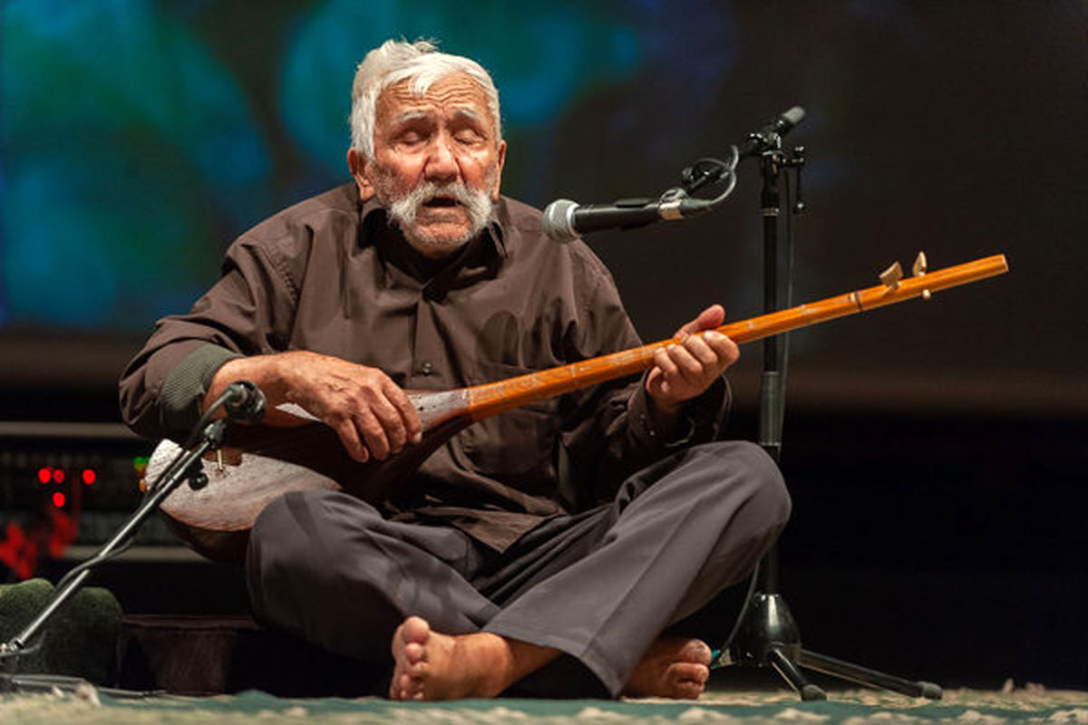 آینه دار پنجم در ایستگاه پایانی