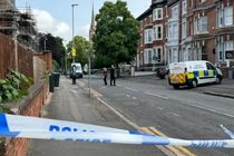 برخورد عمدی خودرو با عابران پیاده در انگلیس ۴ زخمی بر جای گذاشت