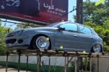پژو ۲۰۶ متخلف به دلیل حرکات نمایشی در نور توقیف و داربستی شد