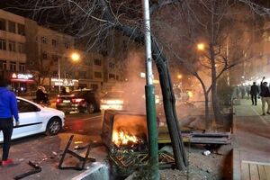 اموال عمومی در آتش اغتشاش و حمله تخریب گران مسلح در خراسان شمالی + فیلم