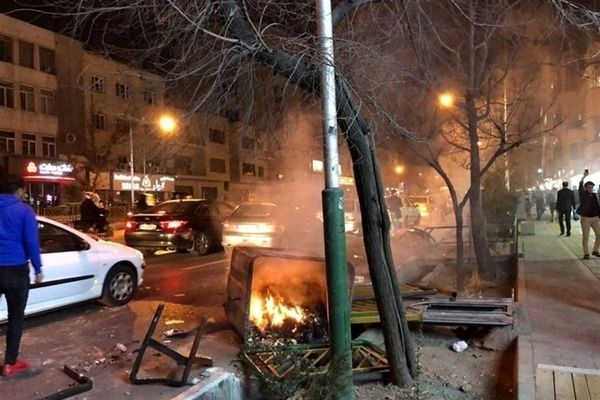 اغتشاشات دی‌ماه حاصل دسیسه چند ساله دشمنان نظام است