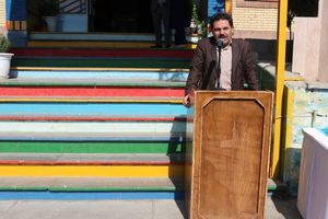 جامعه ای که بر علم ودانش استوارباشد جامعه ای پویا وموفق است