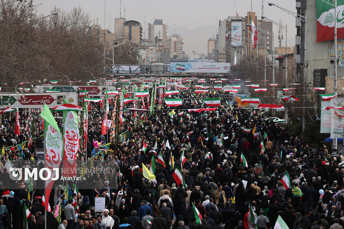 یوم الله ۲۲ بهمن در تهران
