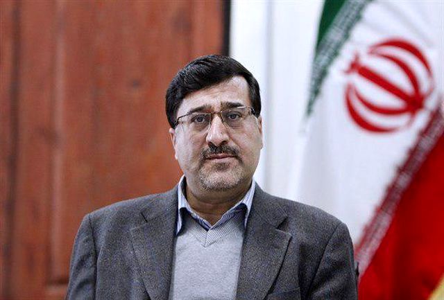 برنامههایی که سرلوحه کار نجفی بود را دنبال میکنم