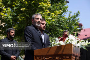 خون وزیر خارجه شهید انقلابی‌ بودن وزارت خارجه را تضمین کرد