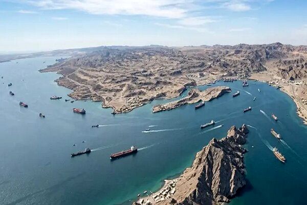 همکاری ایران و عمان برای نظم امنیتی جدید در تنگه هرمز