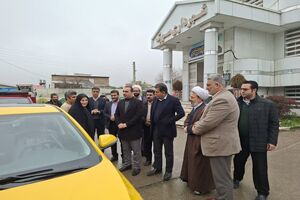 نخستین خط تاکسی شهر سورک راه‌اندازی شد