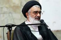 دشمن به دنبال دو قطبی سازی جامعه است/ امر به معروف در خانواده‌ها جدی گرفته شود