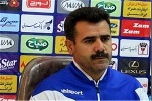 سرمربی تیم فوتبال استقلال خوزستان به نشست خبری بازی با تراکتورسازی نرسید