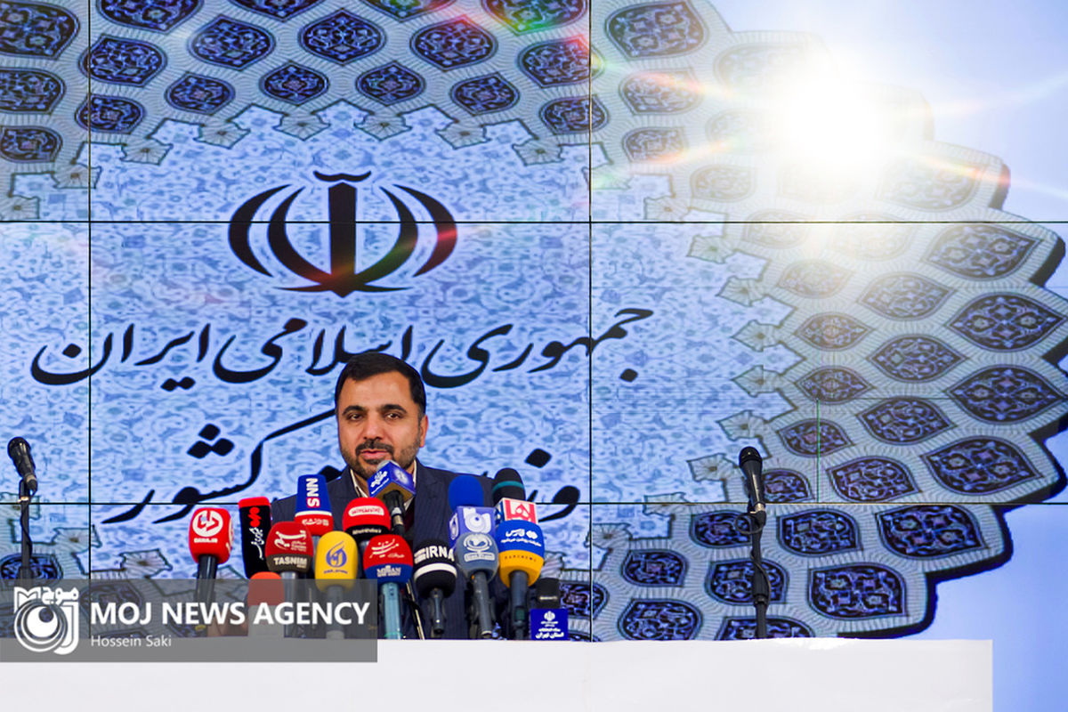 حضور رئیس جمهور پای صندوق اخذ رای