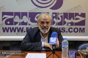 سفر روحانی به ژاپن به زیان کشور خواهد بود/ شش سال از وقت کشور صرف توهم تعامل با آمریکا شد