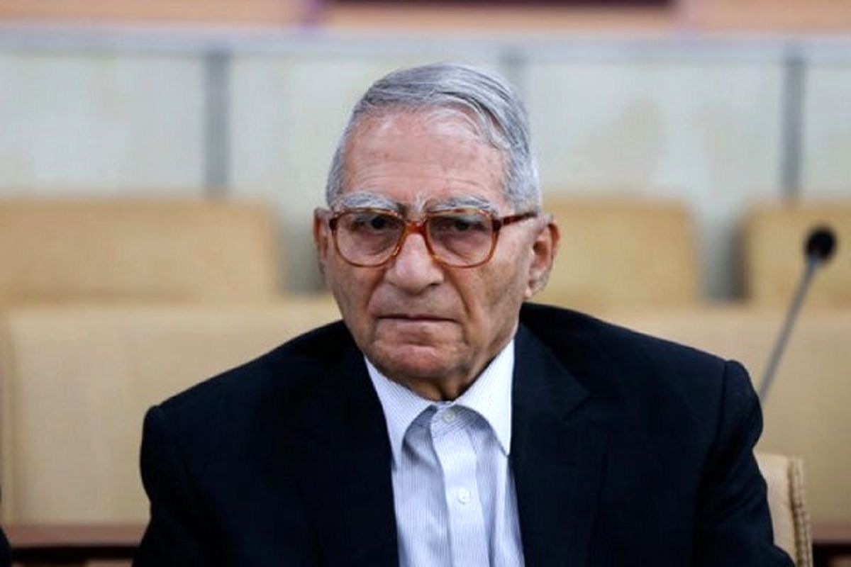 کریم مجتهدی