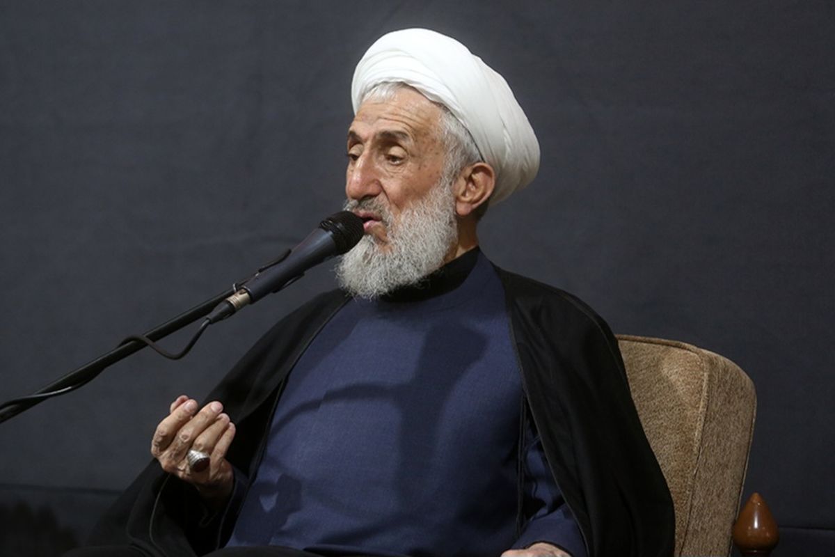 سخنران حرم مطهر بانوی کرامت