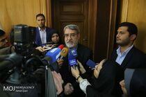 اتحادیه ها را مسئول کردیم تا مردم پول جنس اصلی را بدهند و کالای تقلبی نخرند