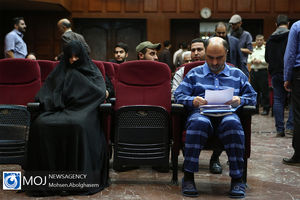 آبروی خانوادگی و شخصی خود را باز می گردانم!