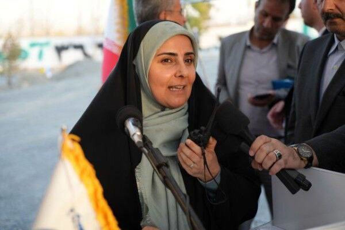 فرزانه صادق