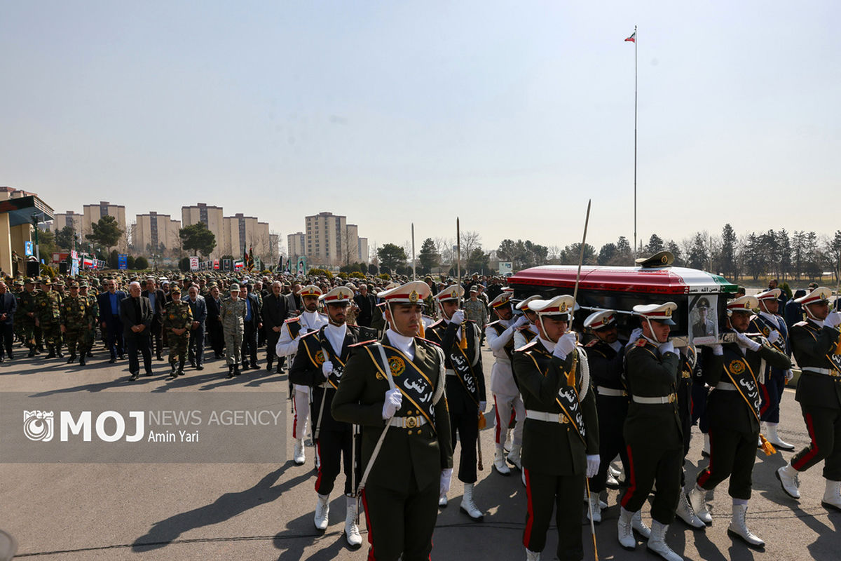 پیکر امیر سرتیپ جانبار محمدی‌فر تشییع شد + فیلم