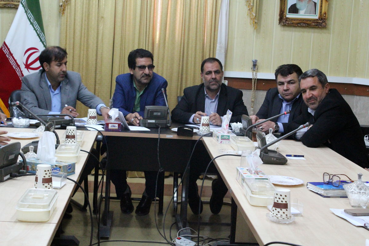 نشست بررسی و تعیین تکلیف آب زمین‌های زراعی