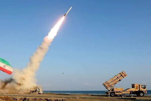 دست برتر ایران در کاریکاتور کمال شرف+ عکس