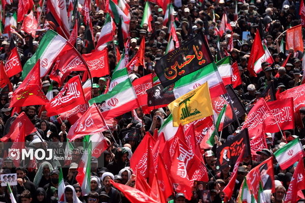 ۶ هزار خادم مسجد جمکران برای آیین اقامه نماز بر پیکر رهبر شهید آماده هستند