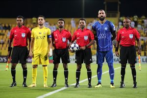 حسین ابویحیی داور لبنانی دیدار استقلال و المحرق بحرین شد