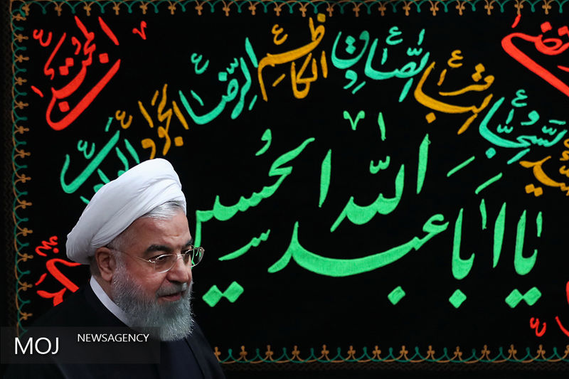 دومین روز مراسم عزاداری حضرت اباعبدالله الحسین (ع) با حضور روحانی برگزار شد