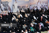 طنین دعای پر فیض عرفه در آسمان کیش + فیلم
