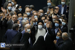 تحلیف سیزدهمین دوره ریاست‌ جمهوری