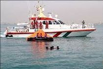 نجات دو صیاد در آب‌های جزیره فارور هرمزگان