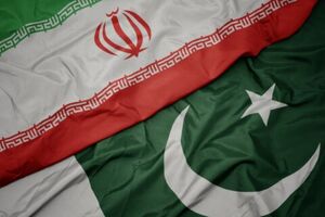 وزیر کشور پاکستان با پزشکیان 90 دقیقه‌ گفتگو کرد