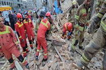 بازسازی ساختمان‌های تخریب شده آغاز شده است