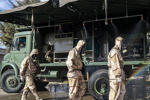 بازدید فرمانده کل سپاه و رئیس مجلس از رزمایش دفاع بیولوژیکی سپاه