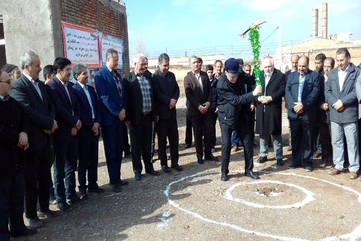 کلنگ زنی خوابگاه دخترانه