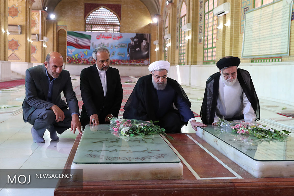 تجدید میثاق رییس جمهور با آرمان های امام راحل