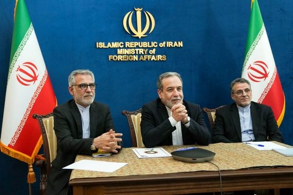 عراقچی با سفرا و رؤسای نمایندگی‌های ایران در آسیا نشست وبیناری برگزار کرد