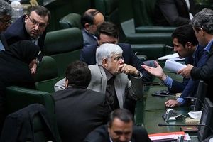 سکوت عارف درباره پادرمیانی اش مبنی بر جلوگیری از استیضاح وزرا