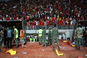 واکنش چهره های سیاسی به حاشیه های بازی پرسپولیس و داماش در فینال جام حذفی