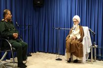 بسیج محور وحدت در جامعه است