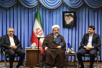 ممانعت از حضور نسل جوان موجب عقب‌ماندگی است